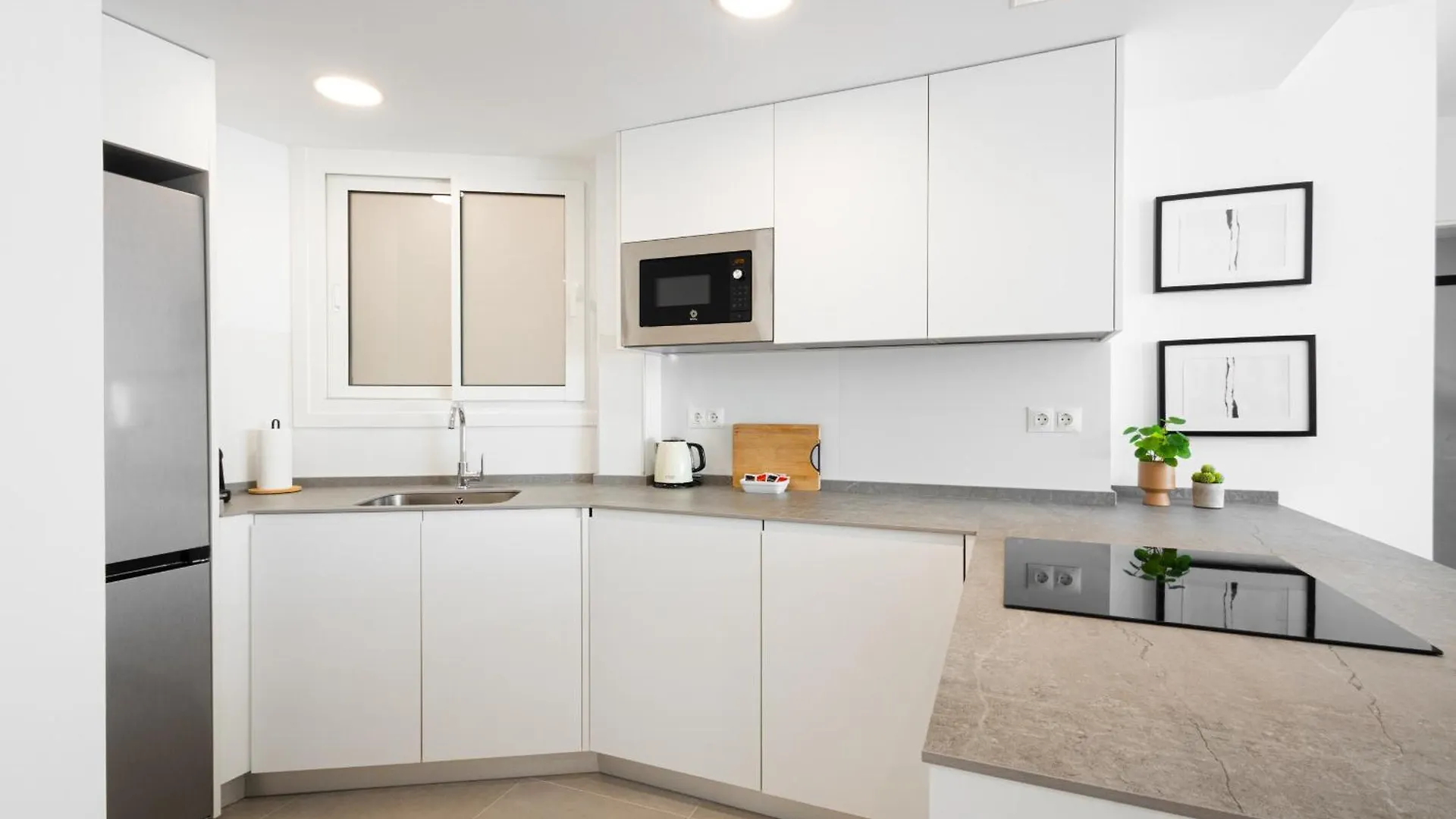 C36 Elegant 2 Bdr Apt Amazing Views Malaga 0*,  Spain