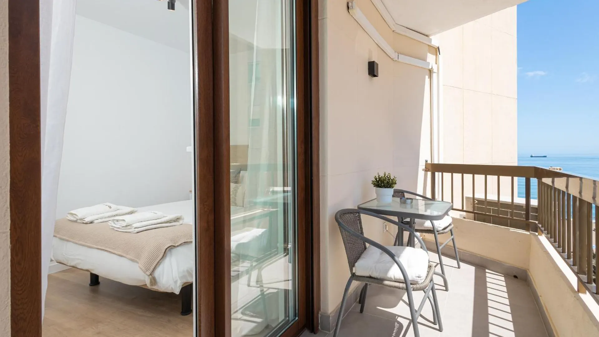 C36 Elegant 2 Bdr Apt Amazing Views Malaga Spain